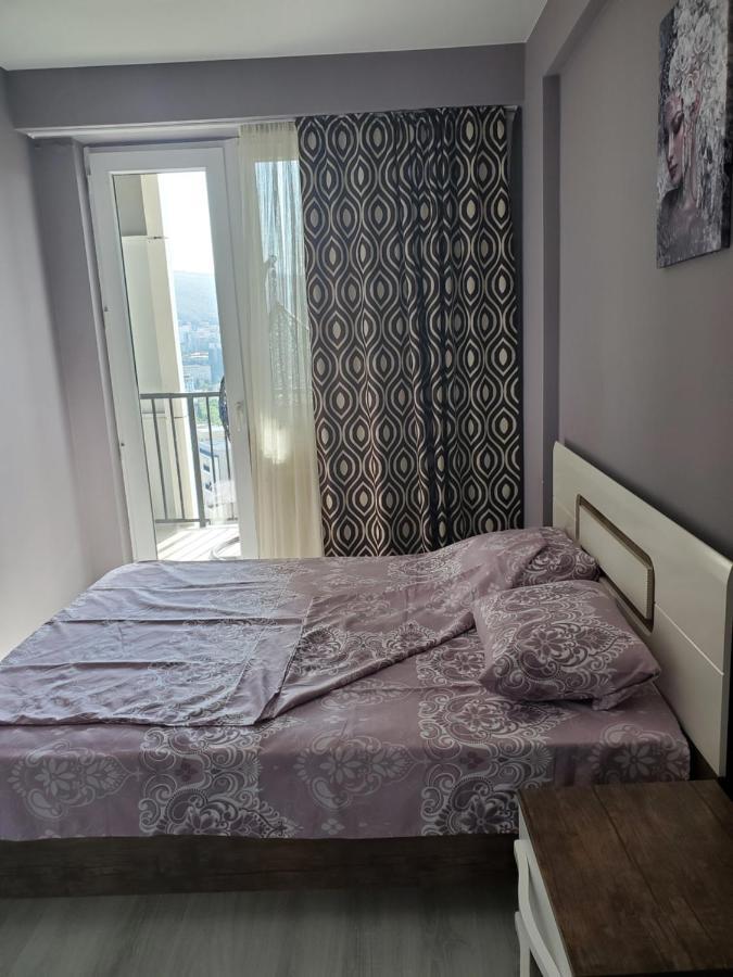 Cozy 1-Bedroom Unit In Tbilisi, With Amazing View Exterior foto