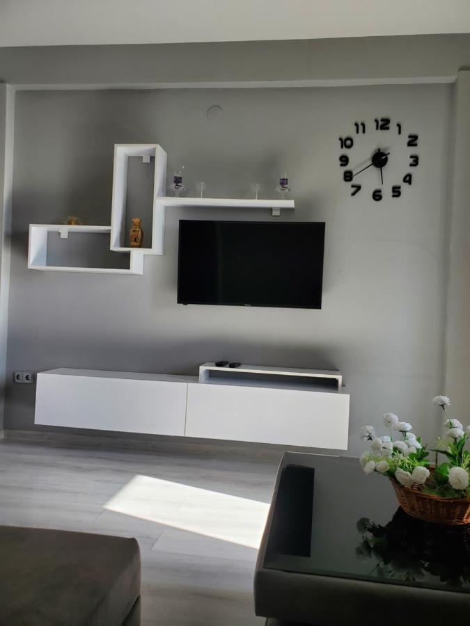 Cozy 1-Bedroom Unit In Tbilisi, With Amazing View Exterior foto