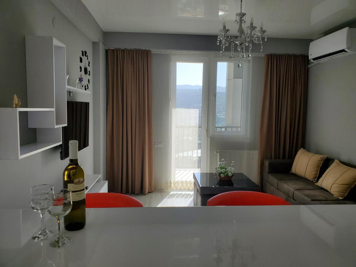 Cozy 1-Bedroom Unit In Tbilisi, With Amazing View Exterior foto