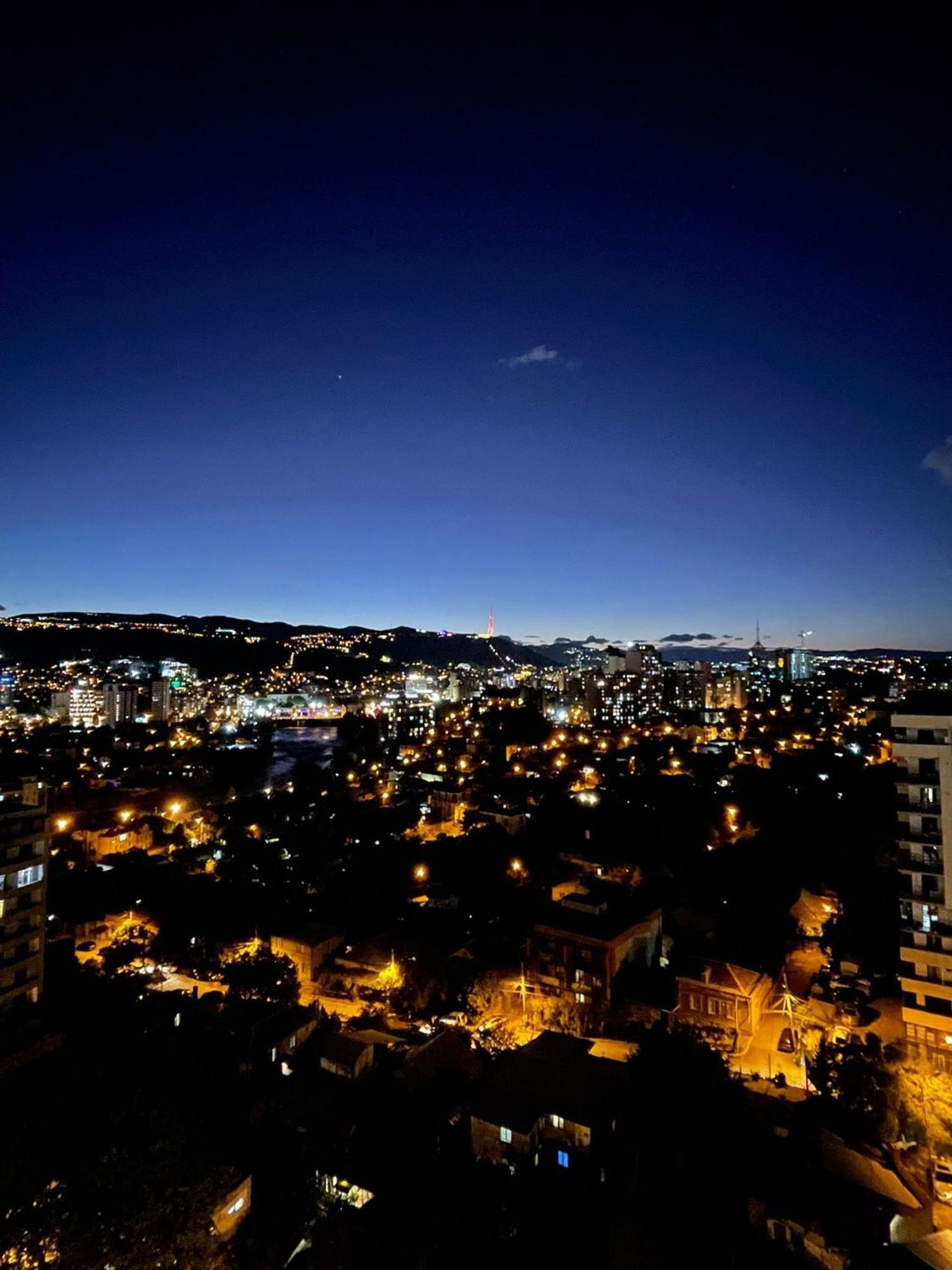 Cozy 1-Bedroom Unit In Tbilisi, With Amazing View Exterior foto