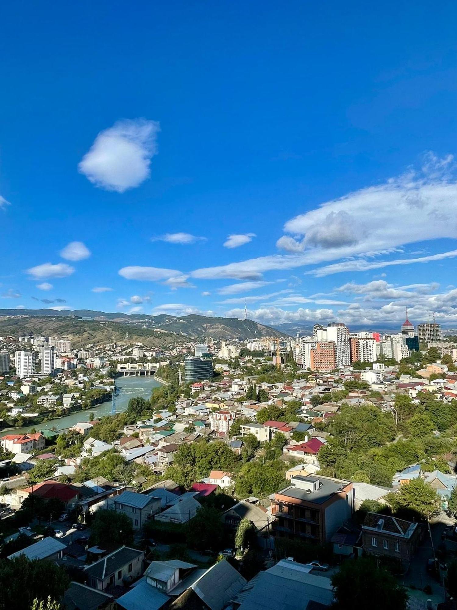 Cozy 1-Bedroom Unit In Tbilisi, With Amazing View Exterior foto